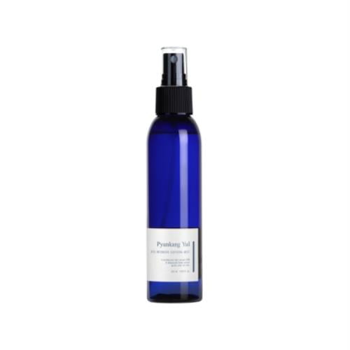 Revitalizing skin care mask in 1025 Dokdo Sleeping Pack in 100ml container in jar container on plain white background