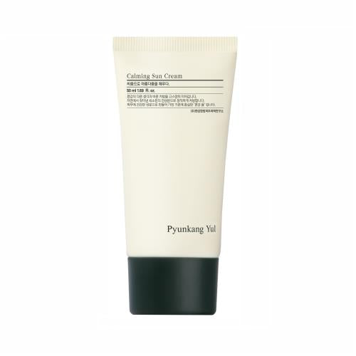 Natural-looking liquid blush in 003 COOL Flutter in 6ml container with dropper applicator on plain white background
