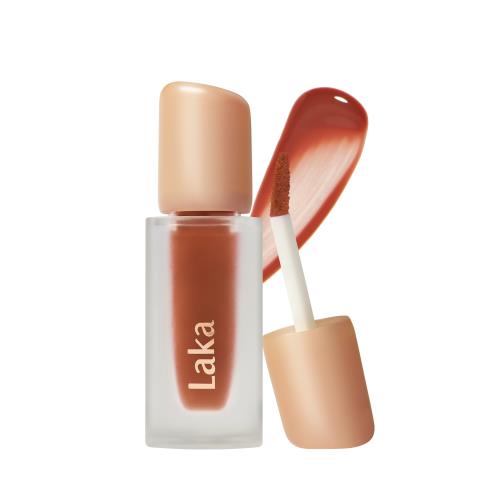 Natural-looking lip & cheek stains in 01 Ardor Vegan Blush with applicator wand on plain white background