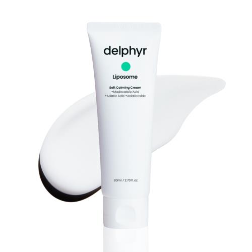 Hydrating toner in 150ml container in spray bottle on plain white background