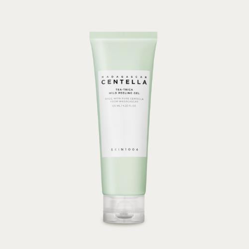 Moisturizing moisturizing bb cream in 30 PA in 50ml container in squeeze tube on plain white background