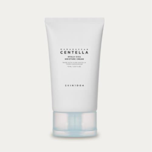 Soothing toner in 250ml container in spray bottle on plain white background