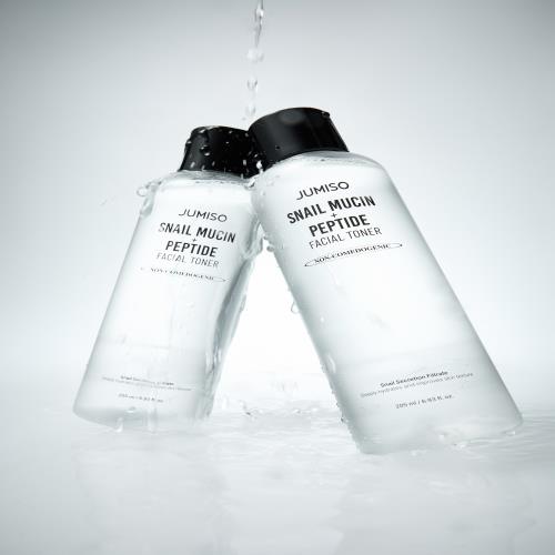 Long-lasting long-wear lip tint in 07 Catch PINK in 3.8g container with applicator wand on plain white background