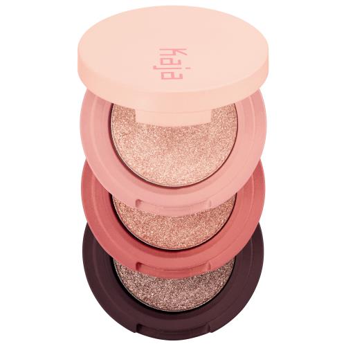 Standard size tube in soft beige with a sleek design, featuring the MASK FIT RED Cushion 27C for a flawless finish.