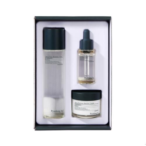 Green and white jar with a smooth finish and a silver lid, featuring Cicapair Intensive Soothing Repair Cream 50ml.