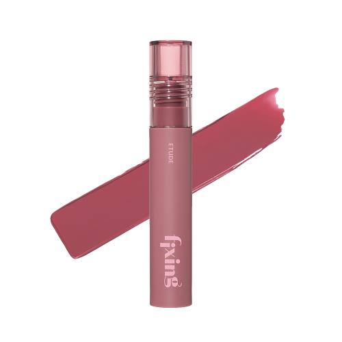 Long-lasting matte Lipsticks in 07 C with applicator wand on plain white background