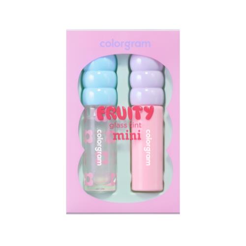 Setting dry shampoo in 7g container on plain white background