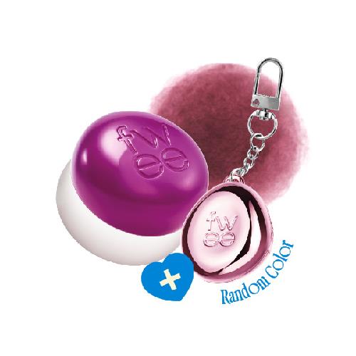 Round compact with a smooth, light beige finish featuring the MASK FIT AURA Cushion 31 N, showcasing 15g of foundation.