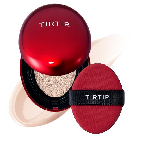 Round compact in soft pink with a glossy finish, featuring the PLAY Bento 01 Butter Up blush, 30g, and a mirror inside.