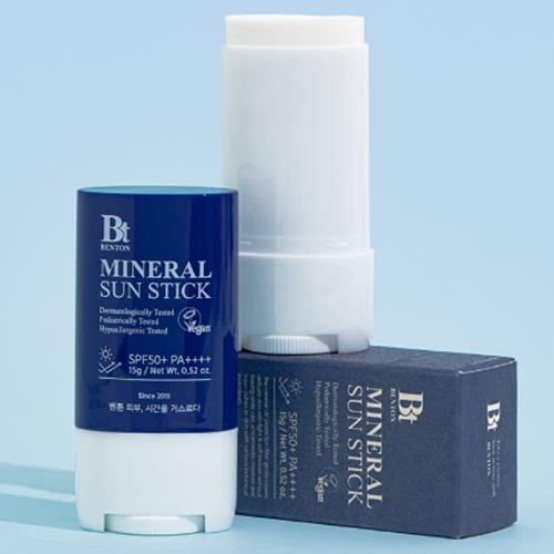 Frosted glass bottle with a silver pump, Madagascar Centella Tea-trica Relief Ampoule 100ml for soothing skin care.