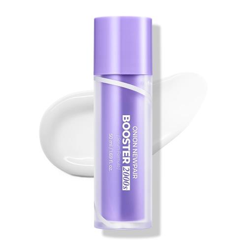 Small, round pot of Lip & Cheek Blurry Pudding Pot RS01 Feeln, featuring a soft pink hue and a smooth, matte finish.