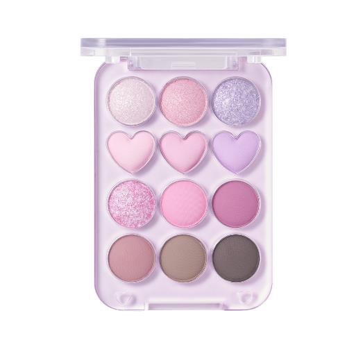 Round, matte black compact featuring the Hince Second Skin Mesh Matte Cushion 21 Ivory, with a soft puff applicator on top.