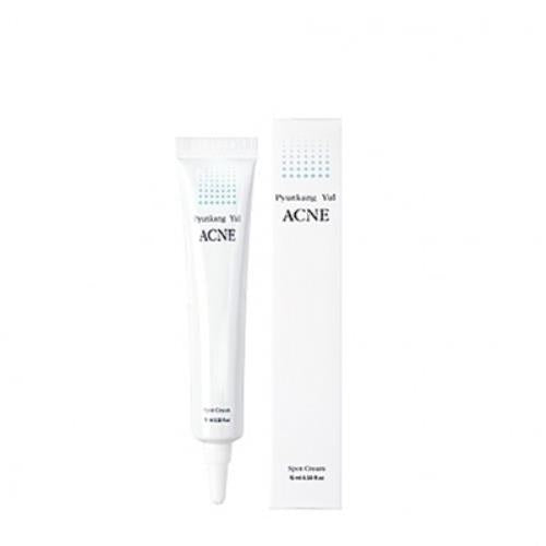 Long-lasting matte lip makeup in 20 Pink Fig in 3.5g container with applicator wand on plain white background