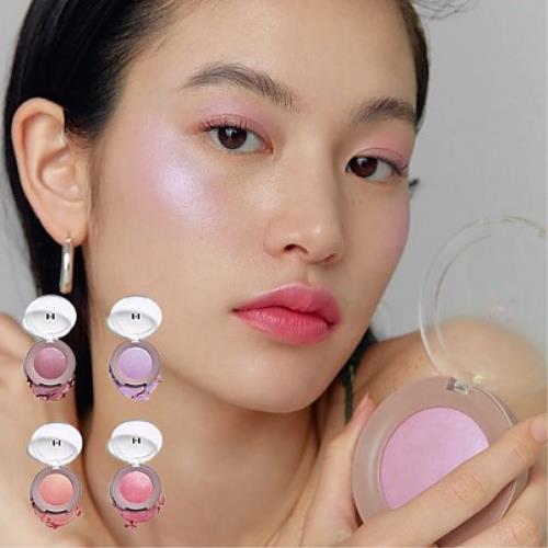 Broad-spectrum moisturizing sunscreen in 50ml container in squeeze tube on plain white background